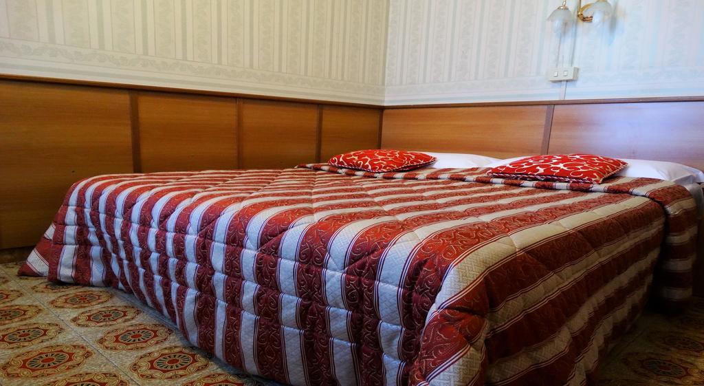 Hotel Cristina Rome Luaran gambar